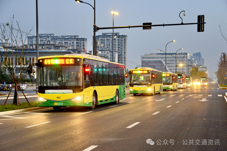 合肥“公交+地铁”联袂守护城市交通动脉