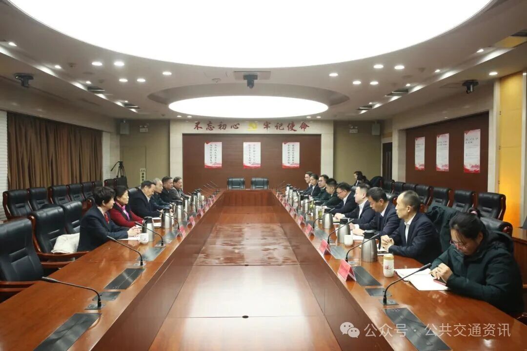 济南公交“议事厅”，共商共建惠民生